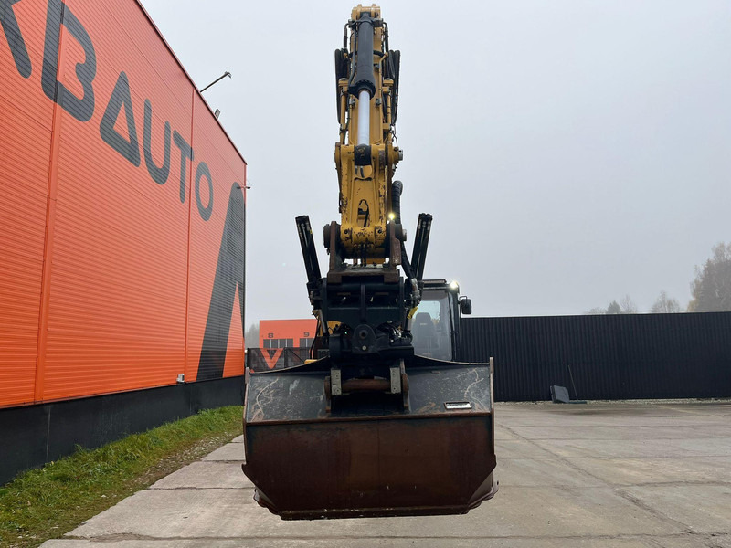Caterpillar 320 ROTOTILT / CENTRAL LUBRICATION / AC / 2 BUCKETS - Lintekskavaator: pilt 2 Caterpillar 320 ROTOTILT / CENTRAL LUBRICATION / AC / 2 BUCKETS - Lintekskavaator: pilt 2