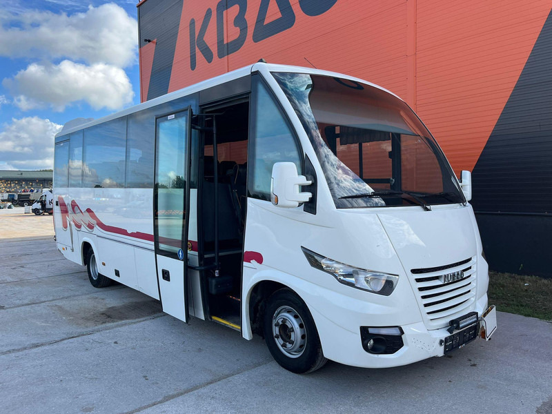 Iveco Daily Rapido 4x2 AC / WEBASTO / 30 SEATS - Väikebuss, Mikrobuss: pilt 1 Iveco Daily Rapido 4x2 AC / WEBASTO / 30 SEATS - Väikebuss, Mikrobuss: pilt 1