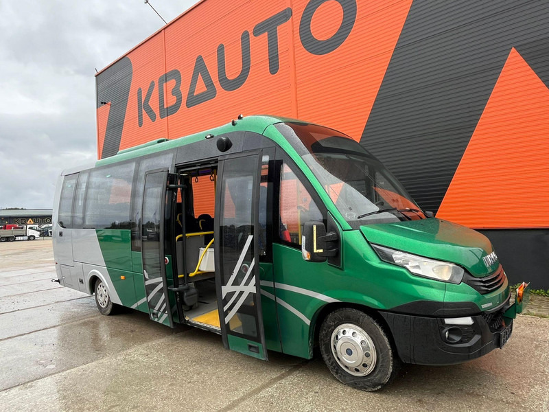 Iveco First 4x2 22 SEATS / AC / WEBASTO - Väikebuss, Mikrobuss: pilt 1 Iveco First 4x2 22 SEATS / AC / WEBASTO - Väikebuss, Mikrobuss: pilt 1