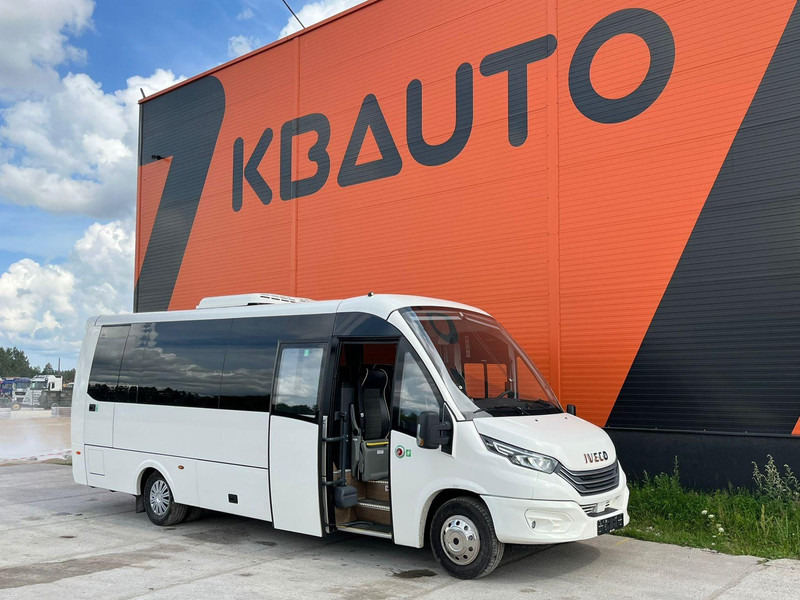 Iveco First Rosero 70C21 / 30 seats / AC - Väikebuss, Mikrobuss: pilt 1 Iveco First Rosero 70C21 / 30 seats / AC - Väikebuss, Mikrobuss: pilt 1