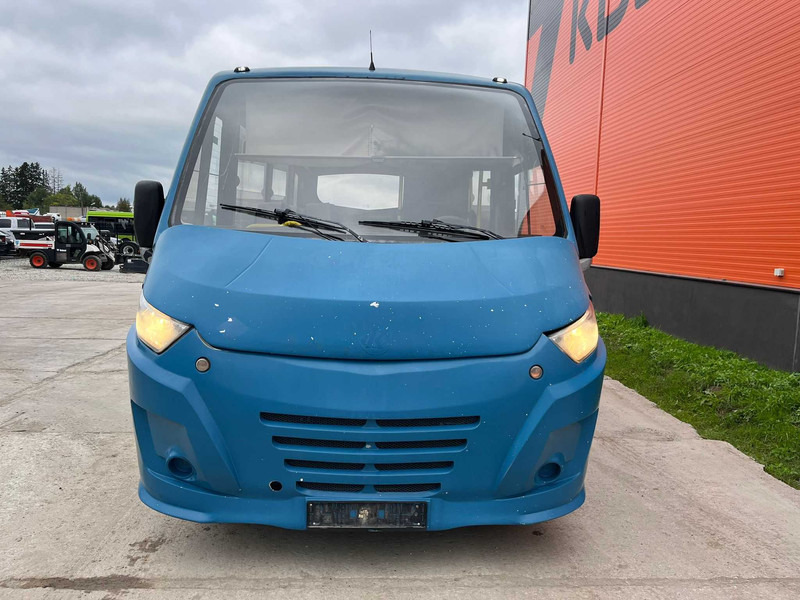 Iveco KAPENA THESI 14 PCS AVAILABLE / CNG ! / 27 SEATS + 5 STANDING / AC - Väikebuss, Mikrobuss: pilt 2 Iveco KAPENA THESI 14 PCS AVAILABLE / CNG ! / 27 SEATS + 5 STANDING / AC - Väikebuss, Mikrobuss: pilt 2
