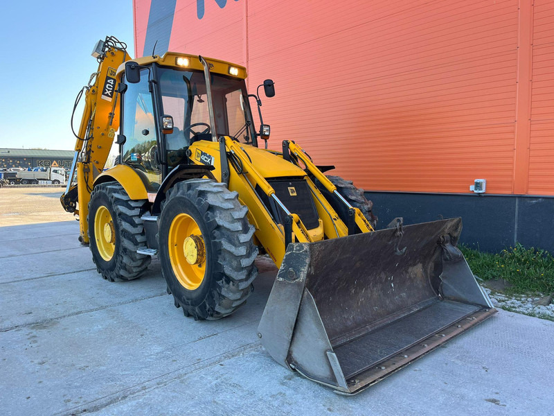 JCB 4 CX 4x4 - Ekskavaator-laadur: pilt 4 JCB 4 CX 4x4 - Ekskavaator-laadur: pilt 4