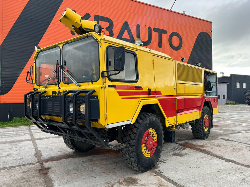 MAN DAF 14.440 4x4 Rosenbauer R280HN2 / 2800 l/min - 15 bar / 300 l/min - 40 bar / tanks 178 + 1546 l - Tuletõrjeauto: pilt 2 MAN DAF 14.440 4x4 Rosenbauer R280HN2 / 2800 l/min - 15 bar / 300 l/min - 40 bar / tanks 178 + 1546 l - Tuletõrjeauto: pilt 2