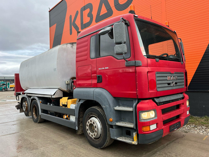 MAN TGA 26.360 6X2 Schäfer SRH 10000 / 3105 hours - Tsisternauto: pilt 3 MAN TGA 26.360 6X2 Schäfer SRH 10000 / 3105 hours - Tsisternauto: pilt 3