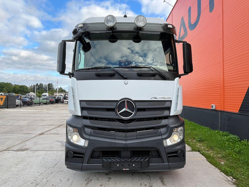 Mercedes-Benz Actros 2548 6x2*4 RETARDER / CHASSIS L= 7870 mm - Konteinerveduk/ Tõstukiga veoauto: pilt 3 Mercedes-Benz Actros 2548 6x2*4 RETARDER / CHASSIS L= 7870 mm - Konteinerveduk/ Tõstukiga veoauto: pilt 3
