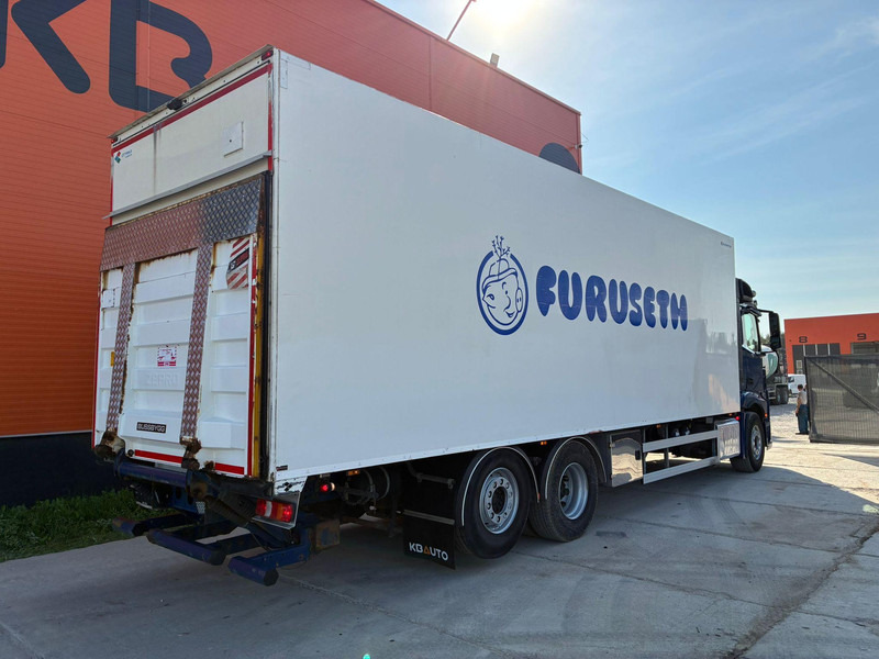 Mercedes-Benz Actros 2548 6x2*4 THERMOKING T-1200R / BOX L=9013 mm - Külmutiga veoauto: pilt 5 Mercedes-Benz Actros 2548 6x2*4 THERMOKING T-1200R / BOX L=9013 mm - Külmutiga veoauto: pilt 5