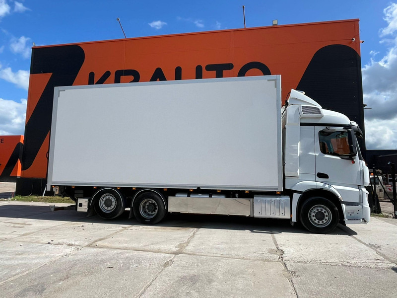 Mercedes-Benz Actros 2551 6x2*4 BOX L=7401mm - Kasti veoauto: pilt 5 Mercedes-Benz Actros 2551 6x2*4 BOX L=7401mm - Kasti veoauto: pilt 5