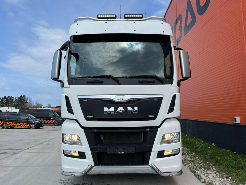 MAN TGX 28.480 6x2 XXL CAB / INTARDER / HYDRAULICS - Sadulveok: pilt 3 MAN TGX 28.480 6x2 XXL CAB / INTARDER / HYDRAULICS - Sadulveok: pilt 3