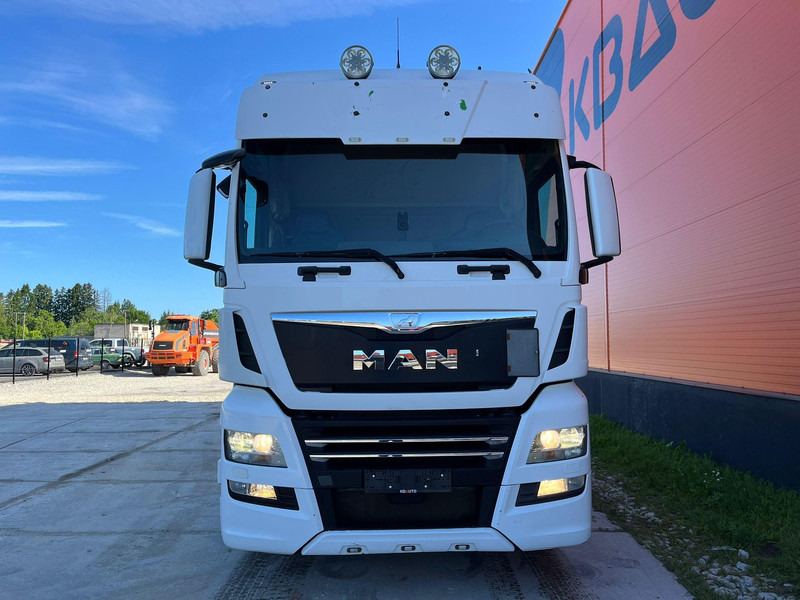 MAN TGX 28.500 6x2 XXL CAB / INTARDER / DOUBLE BOGIE - Sadulveok: pilt 3 MAN TGX 28.500 6x2 XXL CAB / INTARDER / DOUBLE BOGIE - Sadulveok: pilt 3