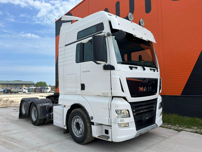 MAN TGX 28.580 6x2 XXL CAB / INTARDER / DOUBLE BOGIE - Sadulveok: pilt 3 MAN TGX 28.580 6x2 XXL CAB / INTARDER / DOUBLE BOGIE - Sadulveok: pilt 3