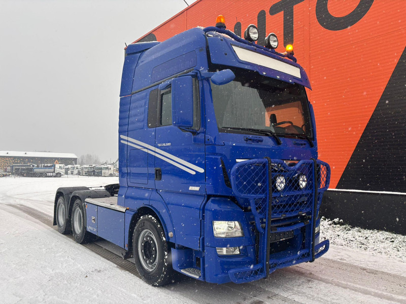 MAN TGX 28.580 6x2 XXL CAB / INTARDER / DOUBLE BOGIE - Sadulveok: pilt 4 MAN TGX 28.580 6x2 XXL CAB / INTARDER / DOUBLE BOGIE - Sadulveok: pilt 4
