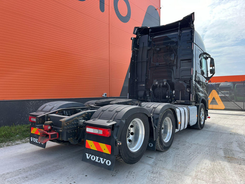 Volvo FH 16 750 6x4 GCW 76 ton / TANDEM AXLE LIFT - Sadulveok: pilt 5 Volvo FH 16 750 6x4 GCW 76 ton / TANDEM AXLE LIFT - Sadulveok: pilt 5
