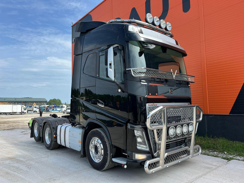 Volvo FH 16 750 6x4 GCW 76 ton / TANDEM AXLE LIFT - Sadulveok: pilt 3 Volvo FH 16 750 6x4 GCW 76 ton / TANDEM AXLE LIFT - Sadulveok: pilt 3
