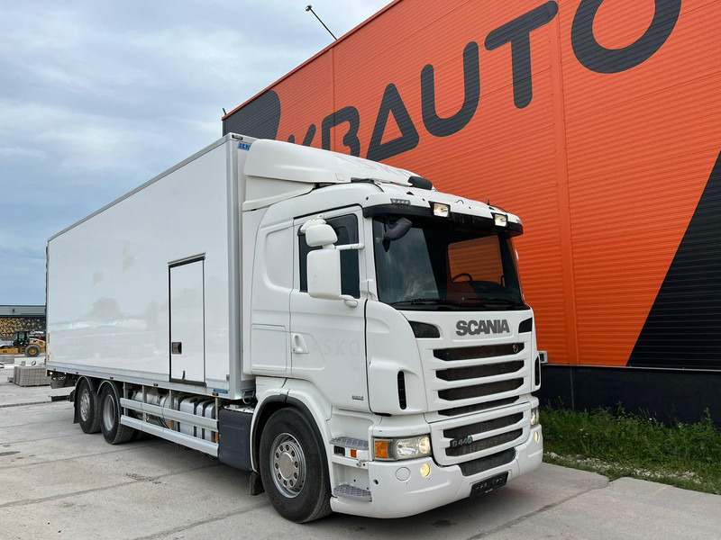 Scania G 440 6x2*4 EURO 6 ! / RETARDER / BOX L=8427 mm - Külmutiga veoauto: pilt 3 Scania G 440 6x2*4 EURO 6 ! / RETARDER / BOX L=8427 mm - Külmutiga veoauto: pilt 3