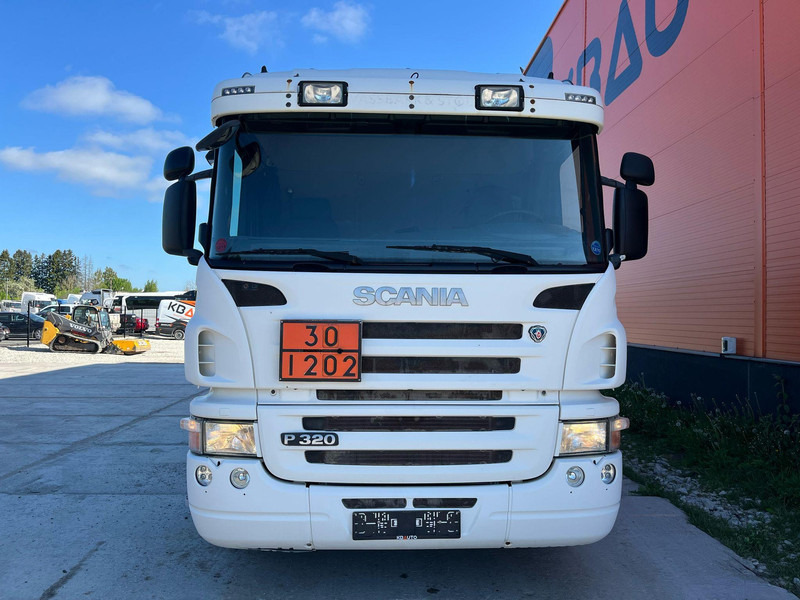 Scania P 320 4x2 TANK 11000 l / 2000 + 3000 + 3000 + 3000 l - Tsisternauto: pilt 2 Scania P 320 4x2 TANK 11000 l / 2000 + 3000 + 3000 + 3000 l - Tsisternauto: pilt 2