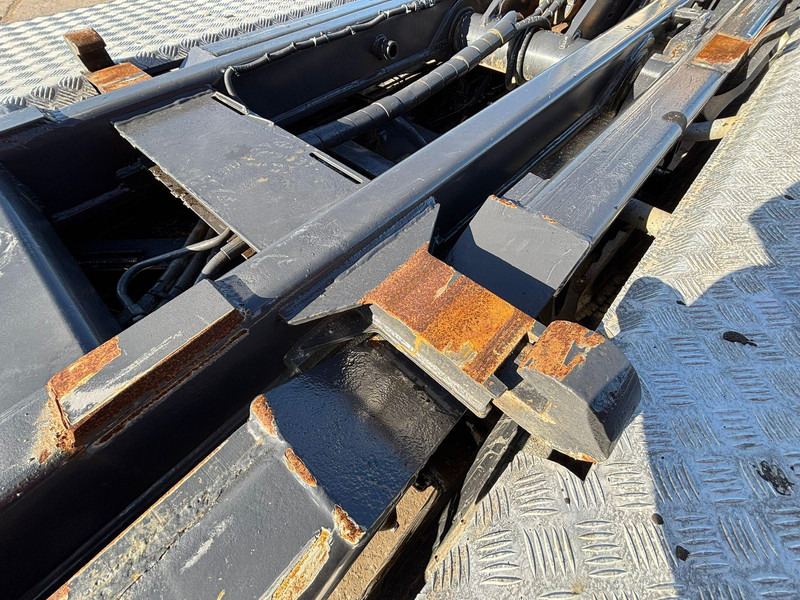 Scania R 620 6x4 MULTILIFT 20 ton / L=5400 mm / RETARDER liising Scania R 620 6x4 MULTILIFT 20 ton / L=5400 mm / RETARDER: pilt 14 Scania R 620 6x4 MULTILIFT 20 ton / L=5400 mm / RETARDER liising Scania R 620 6x4 MULTILIFT 20 ton / L=5400 mm / RETARDER: pilt 14