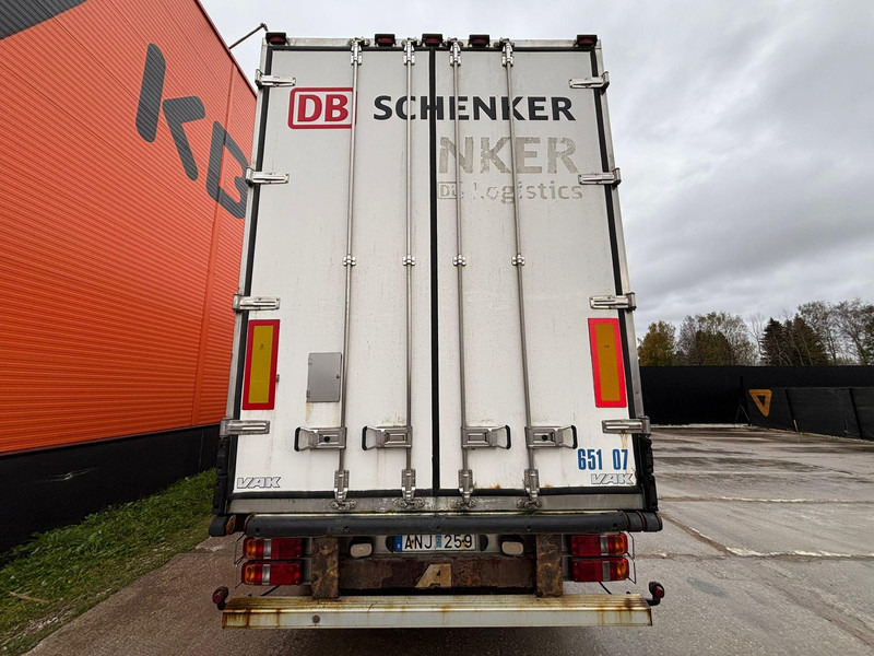 Vak V-4-40 SAF AXLES / EXTENDABLE DRAWBAR - Furgoonjärelhaagis: pilt 5 Vak V-4-40 SAF AXLES / EXTENDABLE DRAWBAR - Furgoonjärelhaagis: pilt 5