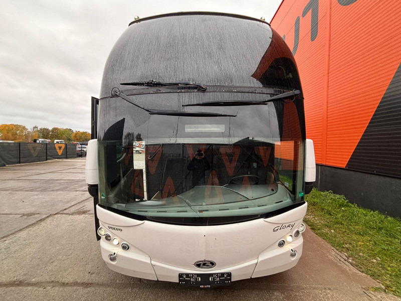 Volvo B12B Beulas Glory 6x2*4 61 SEATS / AC / AUXILIARY HEATING / WC - Kaugsõidu buss: pilt 2 Volvo B12B Beulas Glory 6x2*4 61 SEATS / AC / AUXILIARY HEATING / WC - Kaugsõidu buss: pilt 2