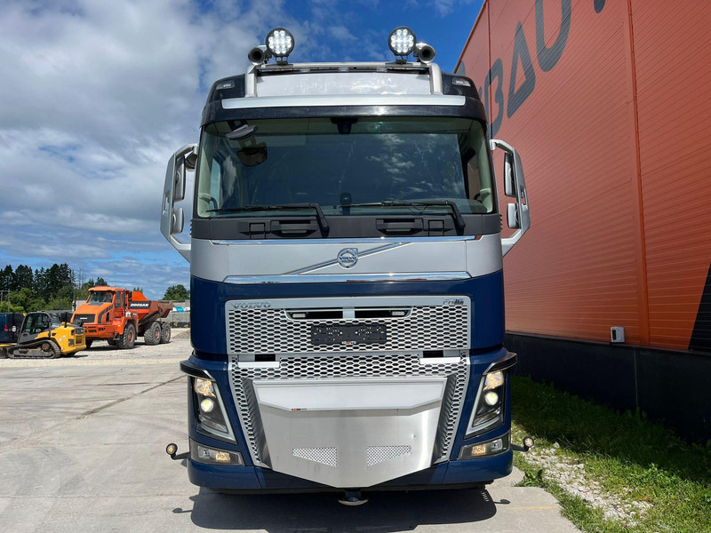 Volvo FH 16 650 8x2*6 HMF 6020K-RC + JIB / PLATFORM L=6344 mm - Madelveok/ Platvormveok, Kraanaga veoauto: pilt 3 Volvo FH 16 650 8x2*6 HMF 6020K-RC + JIB / PLATFORM L=6344 mm - Madelveok/ Platvormveok, Kraanaga veoauto: pilt 3
