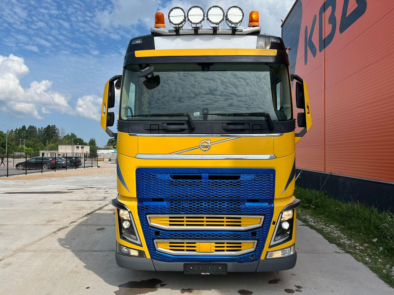 Volvo FH 16 750 6x4 HYDRAULICS / CHASSIS L=8184 mm - Metsaveok, Kraanaga veoauto: pilt 3 Volvo FH 16 750 6x4 HYDRAULICS / CHASSIS L=8184 mm - Metsaveok, Kraanaga veoauto: pilt 3