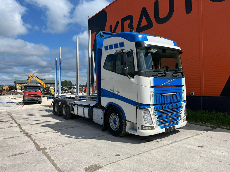 Volvo FH 16 750 6x4 HYDRAULICS - Metsaveok, Kraanaga veoauto: pilt 3 Volvo FH 16 750 6x4 HYDRAULICS - Metsaveok, Kraanaga veoauto: pilt 3