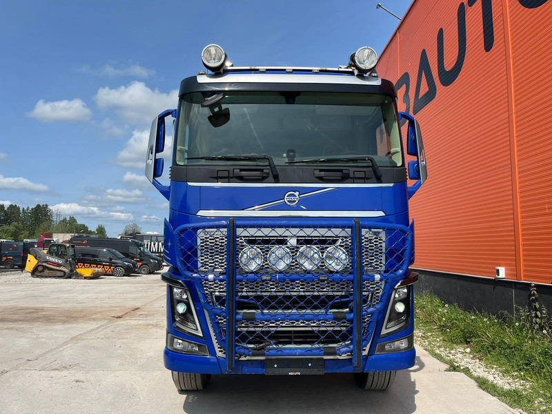 Volvo FH 16 750 6x4 RETARDER / TANDEM AXLE LIFT / BIG AXLES / BOX L=4732 mm - Kallurauto: pilt 3 Volvo FH 16 750 6x4 RETARDER / TANDEM AXLE LIFT / BIG AXLES / BOX L=4732 mm - Kallurauto: pilt 3