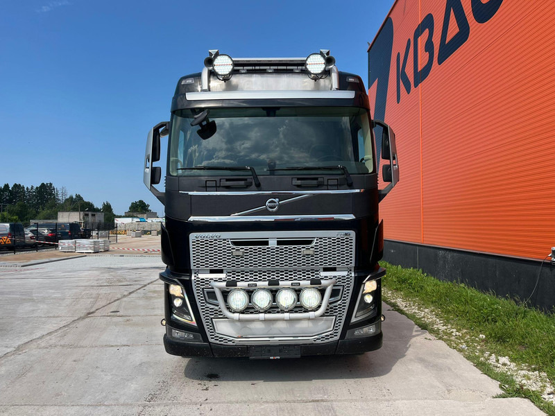 Volvo FH 16 750 8x4 HMF2620K-5 / WINCH / PLATFORM L=7100 mm - Madelveok/ Platvormveok, Kraanaga veoauto: pilt 3 Volvo FH 16 750 8x4 HMF2620K-5 / WINCH / PLATFORM L=7100 mm - Madelveok/ Platvormveok, Kraanaga veoauto: pilt 3