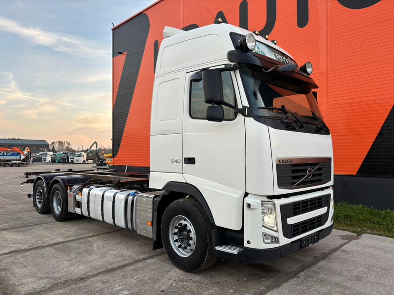 Volvo FH 540 6x2 LOW CHECKED MILEAGE ! / RETARDER / CHASSIS L=6975 mm - Kabiinišassiiga veoauto: pilt 4 Volvo FH 540 6x2 LOW CHECKED MILEAGE ! / RETARDER / CHASSIS L=6975 mm - Kabiinišassiiga veoauto: pilt 4