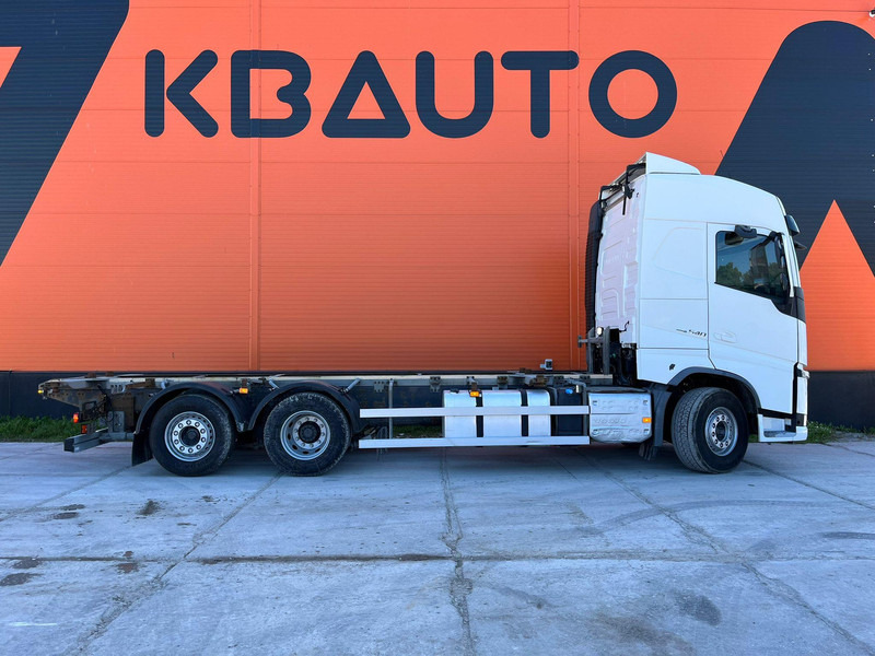 Volvo FH 540 6x2 RETARDER - Kabiinišassiiga veoauto: pilt 4 Volvo FH 540 6x2 RETARDER - Kabiinišassiiga veoauto: pilt 4