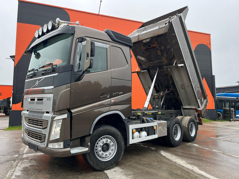 Volvo FH 540 6x4 RETARDER / TANDEM AXLE LIFT / BIG AXLES / BOX L=4487 mm - Kallurauto: pilt 2 Volvo FH 540 6x4 RETARDER / TANDEM AXLE LIFT / BIG AXLES / BOX L=4487 mm - Kallurauto: pilt 2