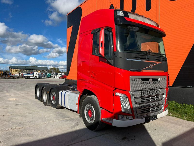 Volvo FH 540 8x2/4 RETARDER / CHASSIS L=5606 mm - Kabiinišassiiga veoauto: pilt 3 Volvo FH 540 8x2/4 RETARDER / CHASSIS L=5606 mm - Kabiinišassiiga veoauto: pilt 3