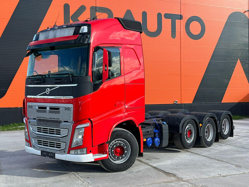 Volvo FH 540 8x2/4 RETARDER / CHASSIS L=5606 mm - Kabiinišassiiga veoauto: pilt 1 Volvo FH 540 8x2/4 RETARDER / CHASSIS L=5606 mm - Kabiinišassiiga veoauto: pilt 1