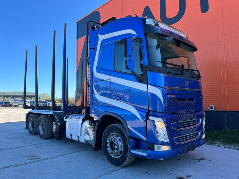 Volvo FH 540 8x4/4 - Metsaveok, Kraanaga veoauto: pilt 4 Volvo FH 540 8x4/4 - Metsaveok, Kraanaga veoauto: pilt 4