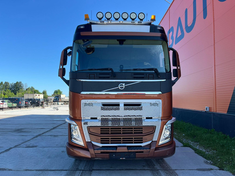 Volvo FH 540 8x4*4 GLOBE XL / 9 ton FRONT AXLE - Kabiinišassiiga veoauto: pilt 3 Volvo FH 540 8x4*4 GLOBE XL / 9 ton FRONT AXLE - Kabiinišassiiga veoauto: pilt 3