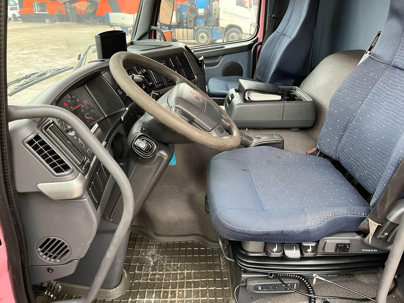 Volvo FM 330 6x2 TANK 14000 l / VACUUM JUROP PR 200 liising Volvo FM 330 6x2 TANK 14000 l / VACUUM JUROP PR 200: pilt 20