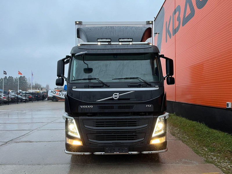 Volvo FM 420 6x2 ADBLUE PROGRAMMED OFF / BOX HEATING / BOX L=9977 mm - Kasti veoauto: pilt 2 Volvo FM 420 6x2 ADBLUE PROGRAMMED OFF / BOX HEATING / BOX L=9977 mm - Kasti veoauto: pilt 2