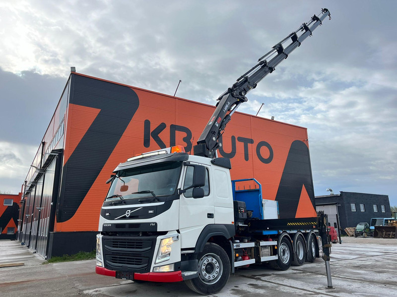 Volvo FM 460 8x2*6 HIAB 302E-6 / PLATFORM L=6721 mm - Madelveok/ Platvormveok, Kraanaga veoauto: pilt 1 Volvo FM 460 8x2*6 HIAB 302E-6 / PLATFORM L=6721 mm - Madelveok/ Platvormveok, Kraanaga veoauto: pilt 1