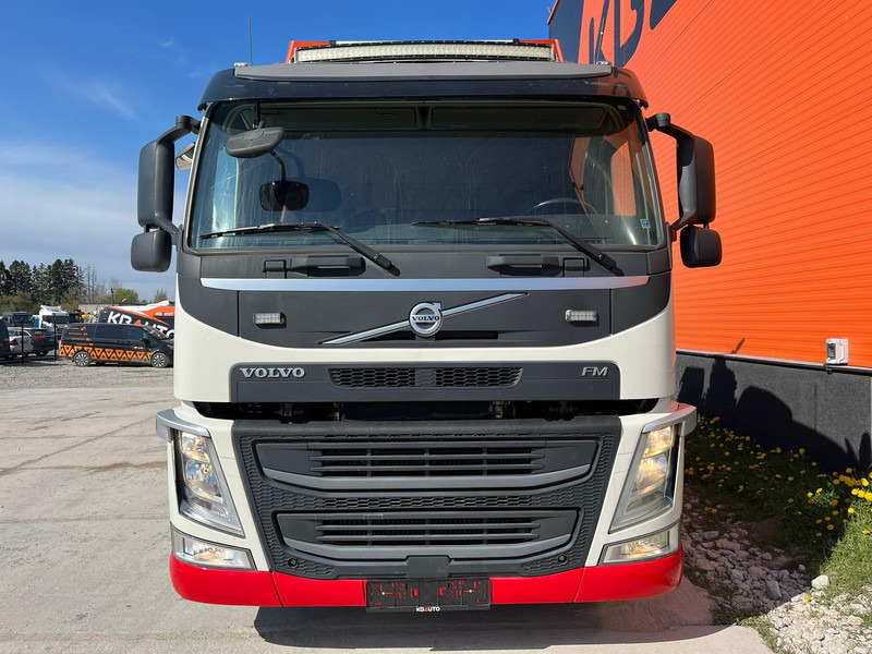 Volvo FM 460 8x2*6 HIAB 302E-6 / PLATFORM L=6721 mm - Madelveok/ Platvormveok, Kraanaga veoauto: pilt 3 Volvo FM 460 8x2*6 HIAB 302E-6 / PLATFORM L=6721 mm - Madelveok/ Platvormveok, Kraanaga veoauto: pilt 3