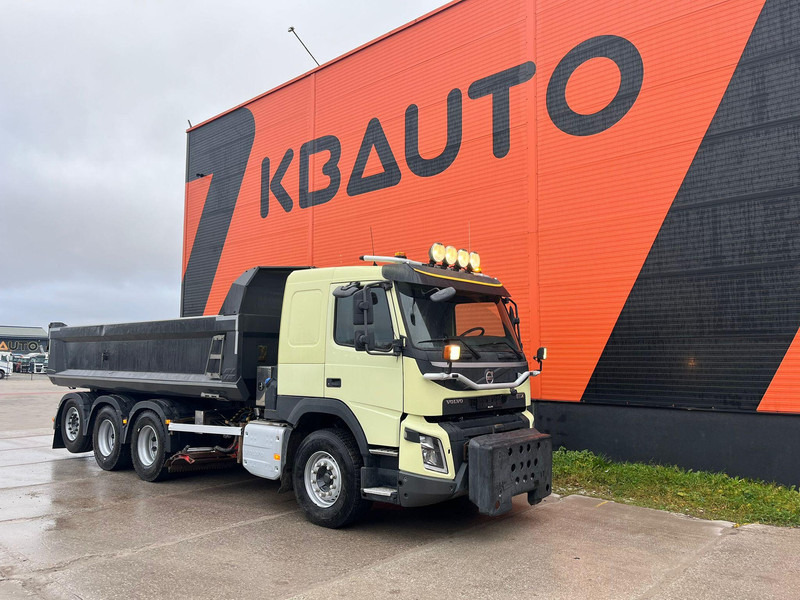 Volvo FMX 500 8x4*4 UNDERBODY SCRAPER / SNOWPLOW EQUIPMENT / BOX L=6203 mm - Kallurauto: pilt 4 Volvo FMX 500 8x4*4 UNDERBODY SCRAPER / SNOWPLOW EQUIPMENT / BOX L=6203 mm - Kallurauto: pilt 4