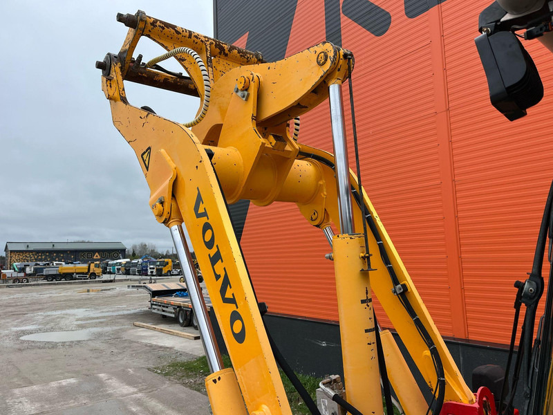 Rataslaadur Volvo L 30 B-Z/X 4x4 AC / QUICK COUPLER / BUCKET + FORKS: pilt 12