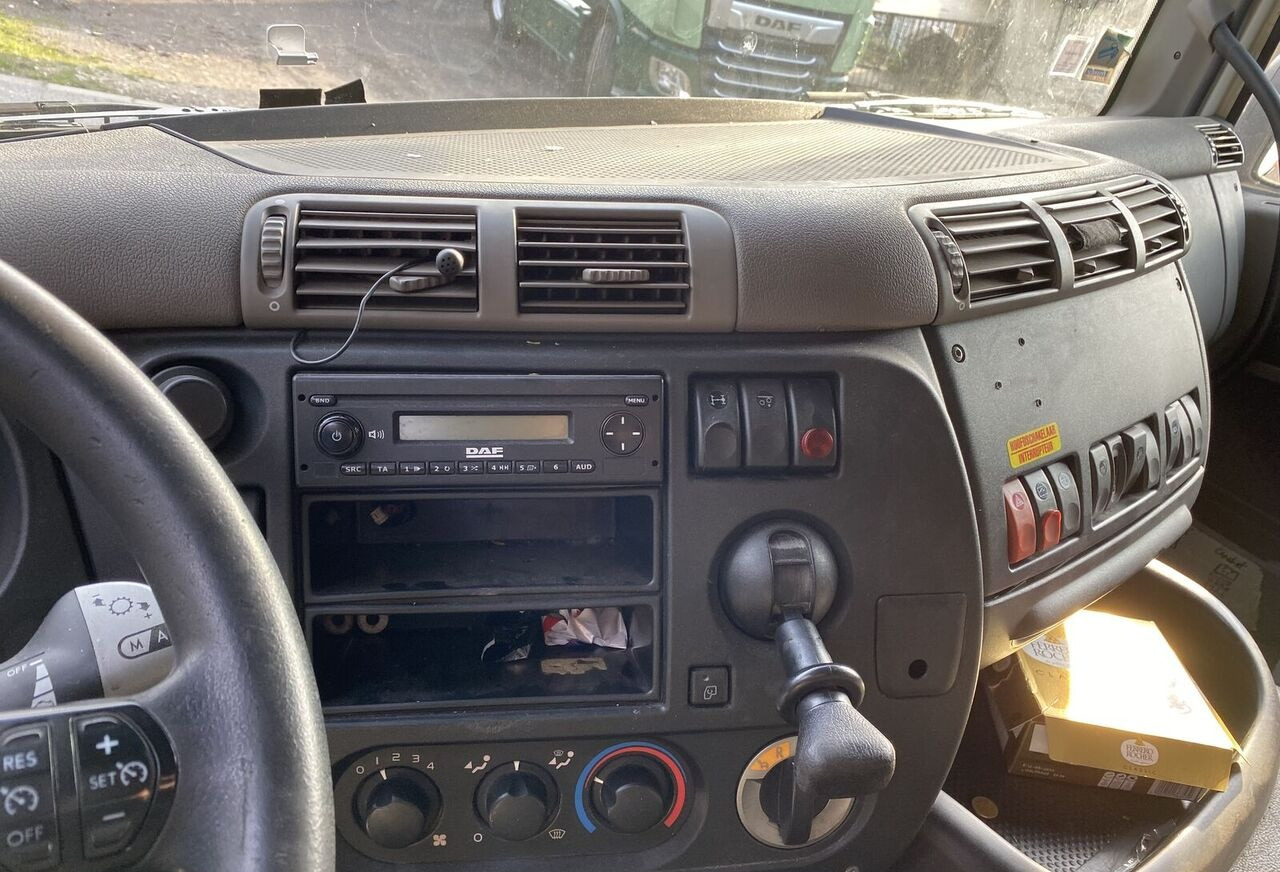 Madelveok/ Platvormveok, Kraanaga veoauto DAF CF 85 410: pilt 10