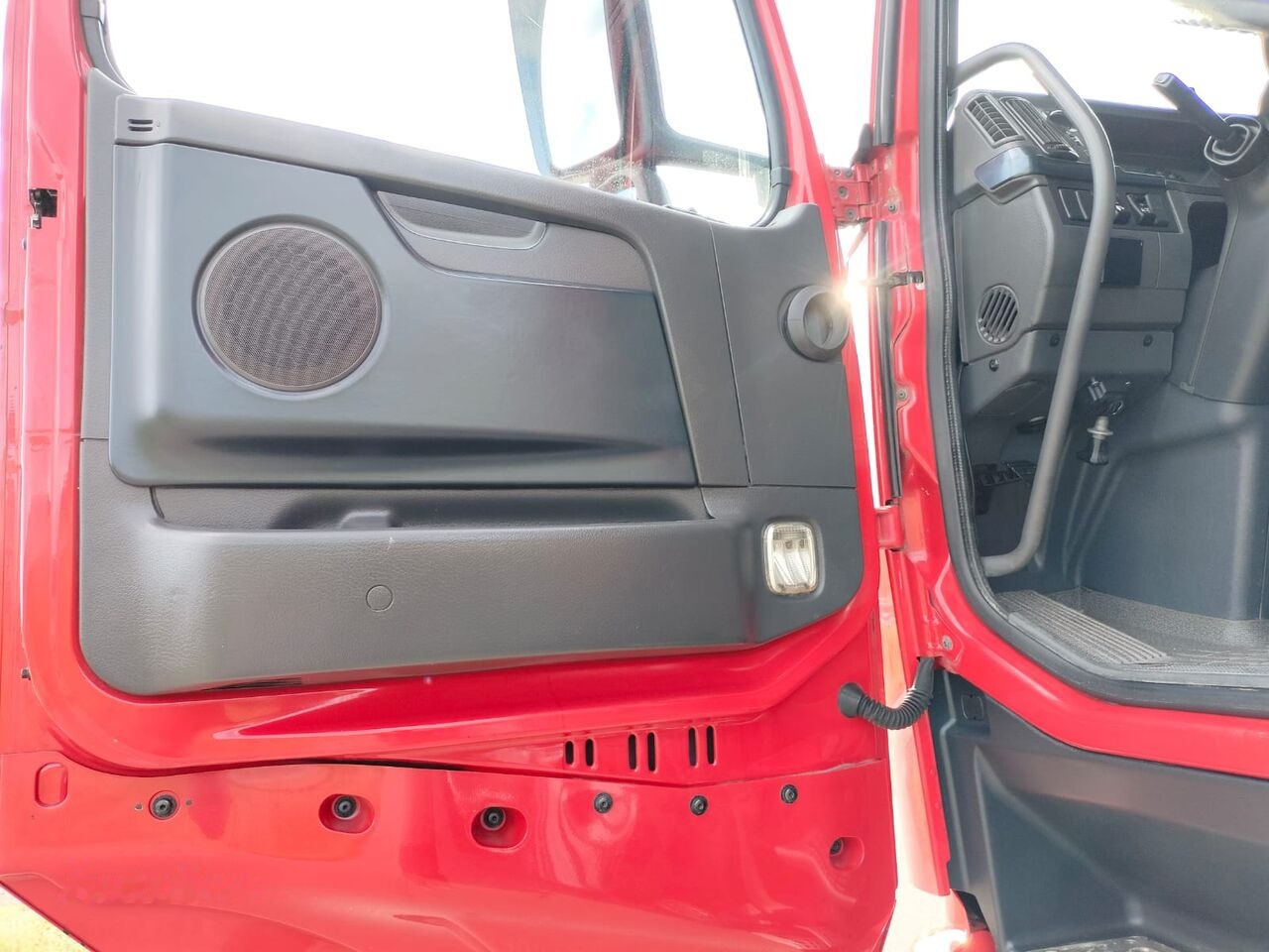 Sadulveok Volvo FH13 500: pilt 15