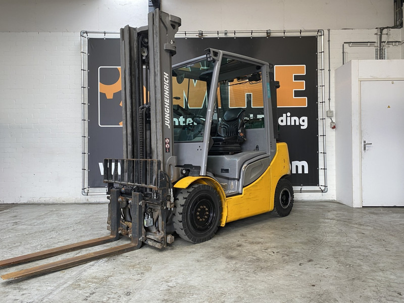 Jungheinrich TFG425s - Gaasitõstuk: pilt 3 Jungheinrich TFG425s - Gaasitõstuk: pilt 3