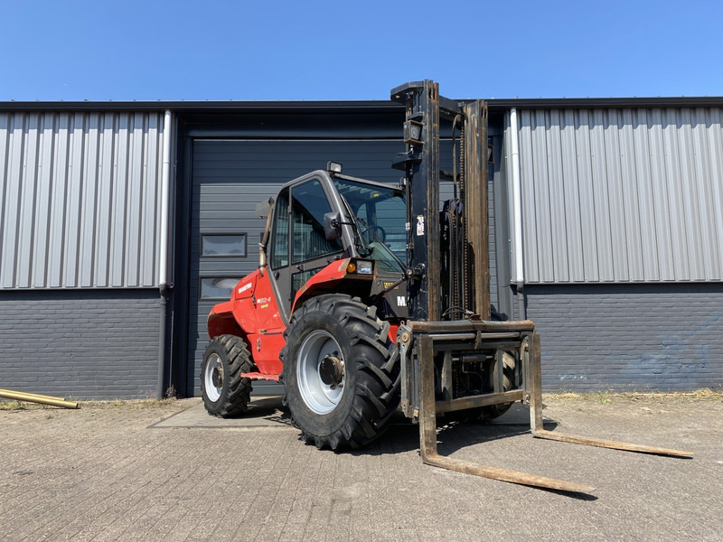 Manitou M 30-4 ST3B ST3B - Ebatasasel maastikul kohanduv kahveltõstuk: pilt 1 Manitou M 30-4 ST3B ST3B - Ebatasasel maastikul kohanduv kahveltõstuk: pilt 1
