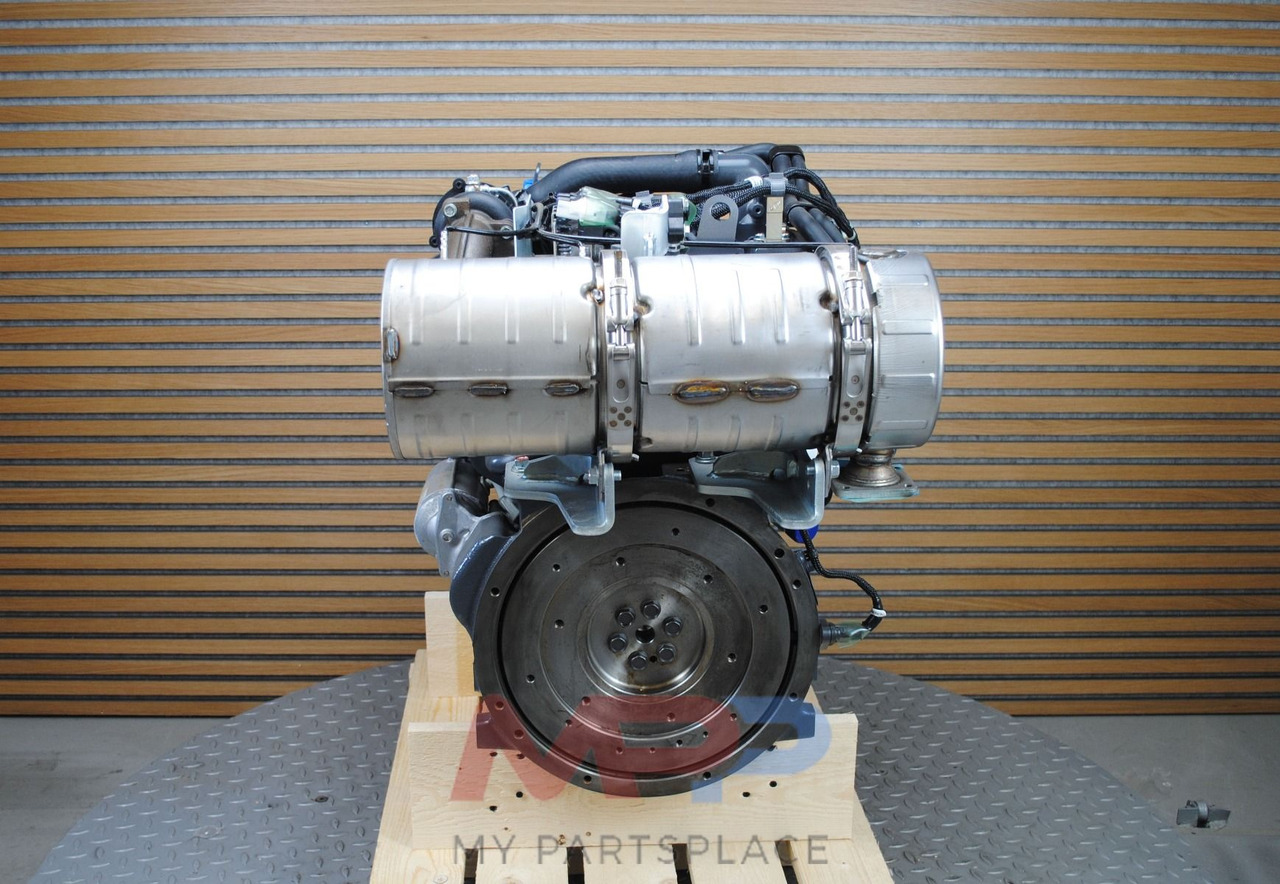 Kubota Kubota V2403-CR-T nieuw - Mootor: pilt 1 Kubota Kubota V2403-CR-T nieuw - Mootor: pilt 1