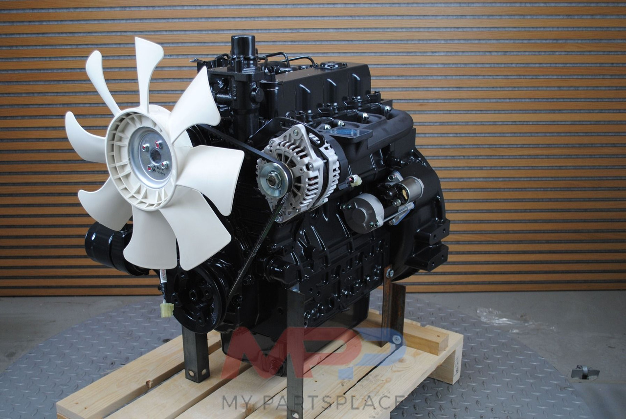 Kubota Kubota V2403 (KIOTI) *NIEUW* - Mootor: pilt 1 Kubota Kubota V2403 (KIOTI) *NIEUW* - Mootor: pilt 1