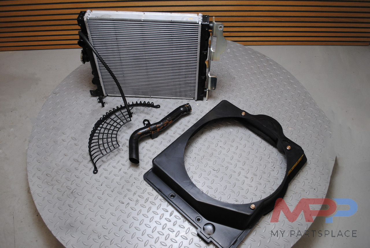 Kubota Radiator - Bobcat Graafmachine 7008808 - Radiaator - Ehitusmasinad: pilt 1 Kubota Radiator - Bobcat Graafmachine 7008808 - Radiaator - Ehitusmasinad: pilt 1