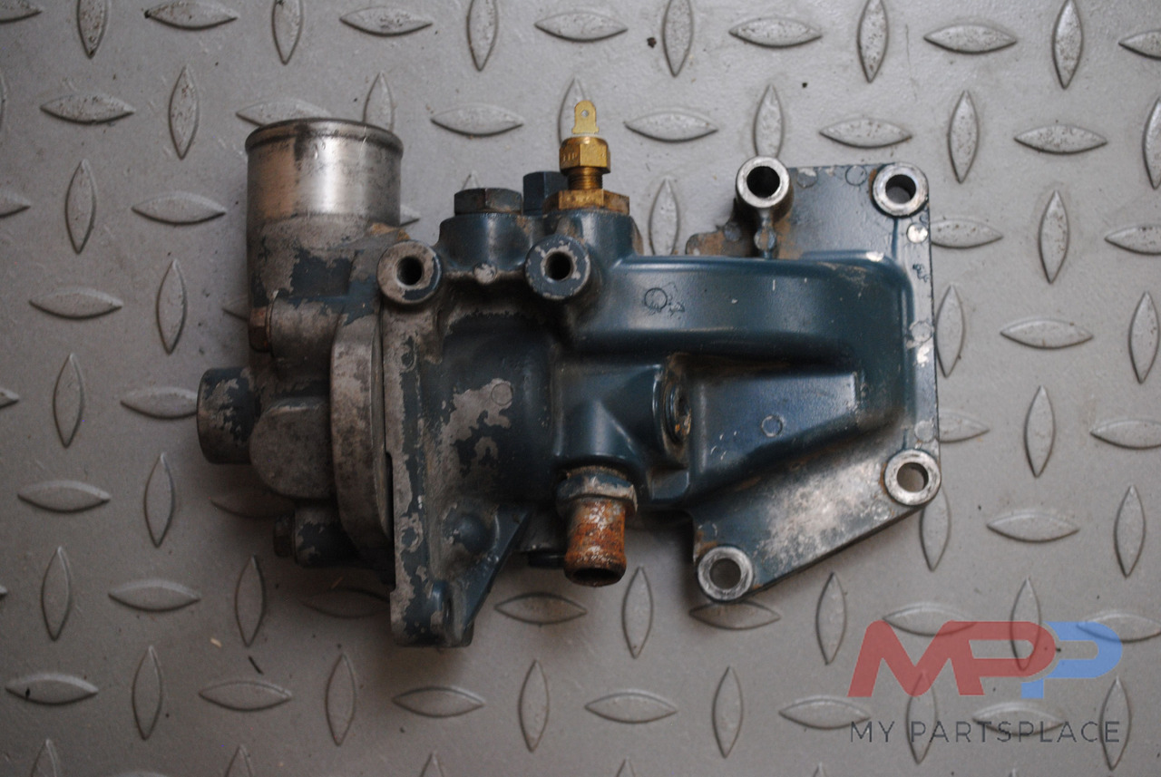 Kubota Thermostaatbehuizing Kubota V3600 - Termostaat - Ehitusmasinad: pilt 1 Kubota Thermostaatbehuizing Kubota V3600 - Termostaat - Ehitusmasinad: pilt 1