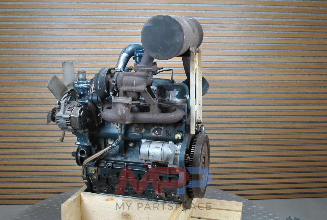 Kubota V1505-T (Turbo) - Mootor - Traktor: pilt 5 Kubota V1505-T (Turbo) - Mootor - Traktor: pilt 5