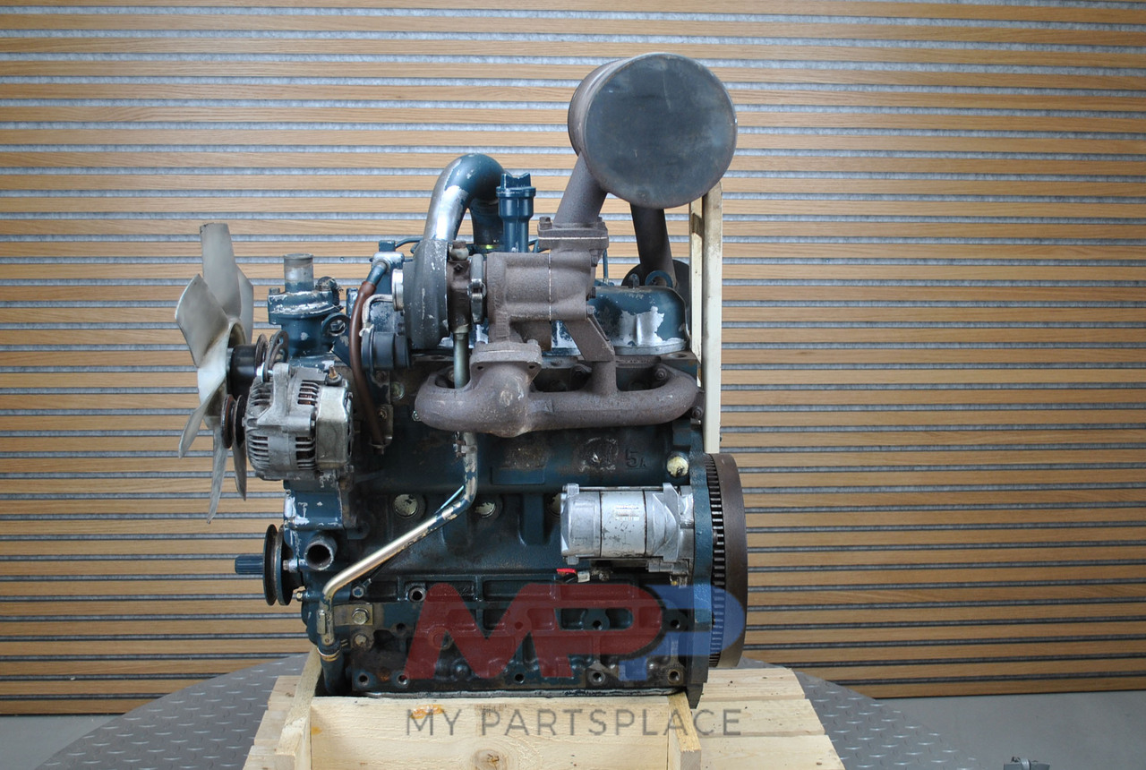 Kubota V1505-T (Turbo) - Mootor - Traktor: pilt 4 Kubota V1505-T (Turbo) - Mootor - Traktor: pilt 4